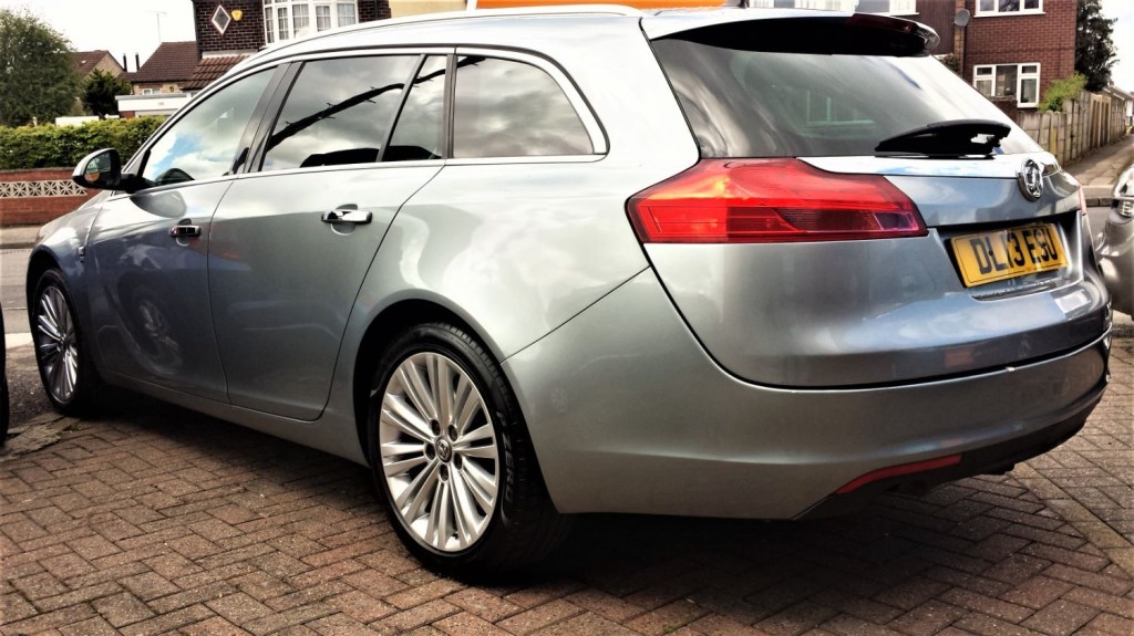 VAUXHALL INSIGNIA