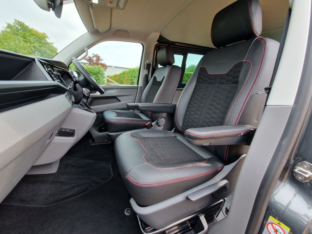 VOLKSWAGEN TRANSPORTER