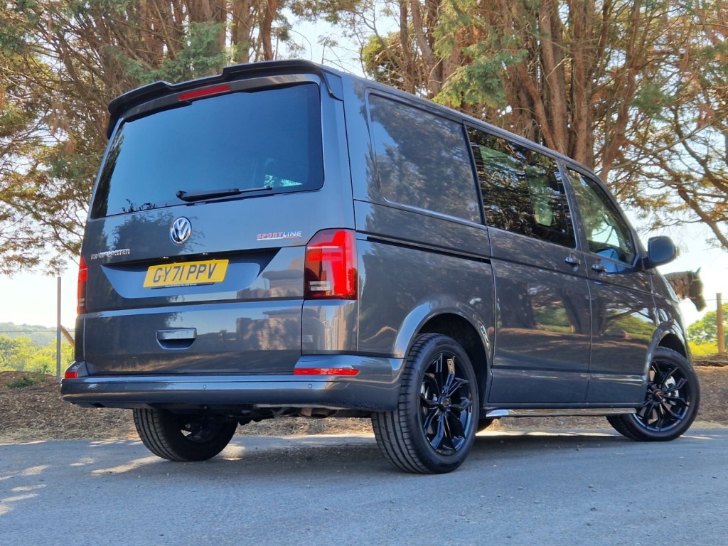 VOLKSWAGEN TRANSPORTER