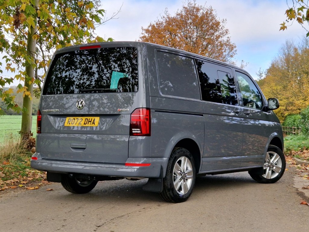 VOLKSWAGEN TRANSPORTER