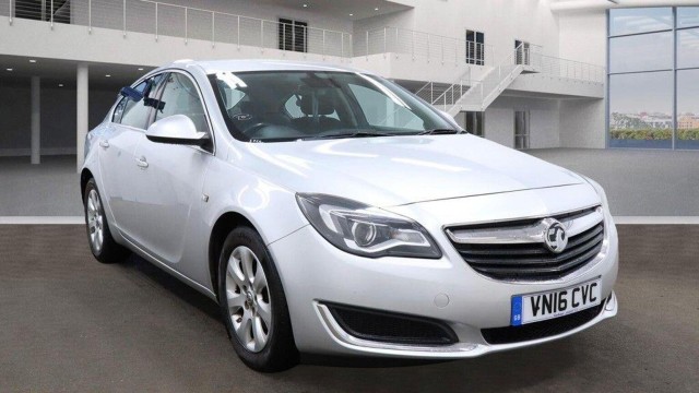 VAUXHALL INSIGNIA