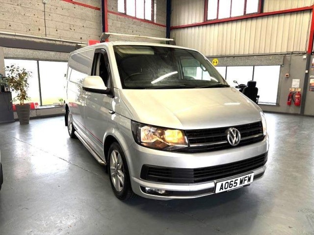 VOLKSWAGEN TRANSPORTER