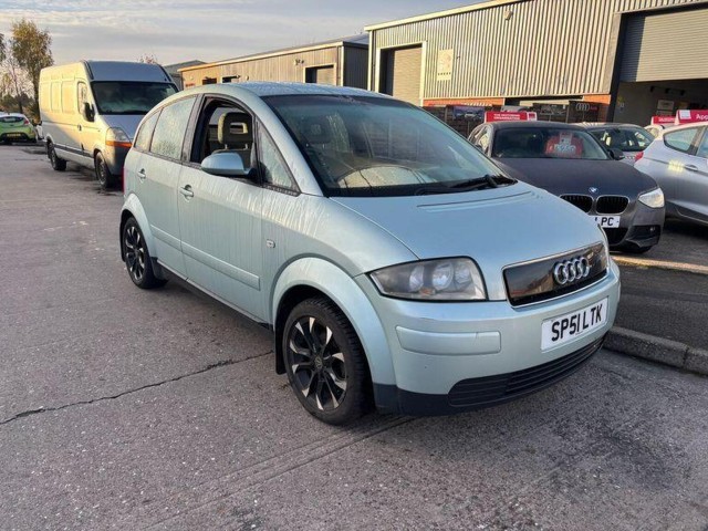 AUDI A2