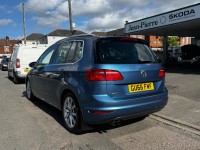 VOLKSWAGEN GOLF SV