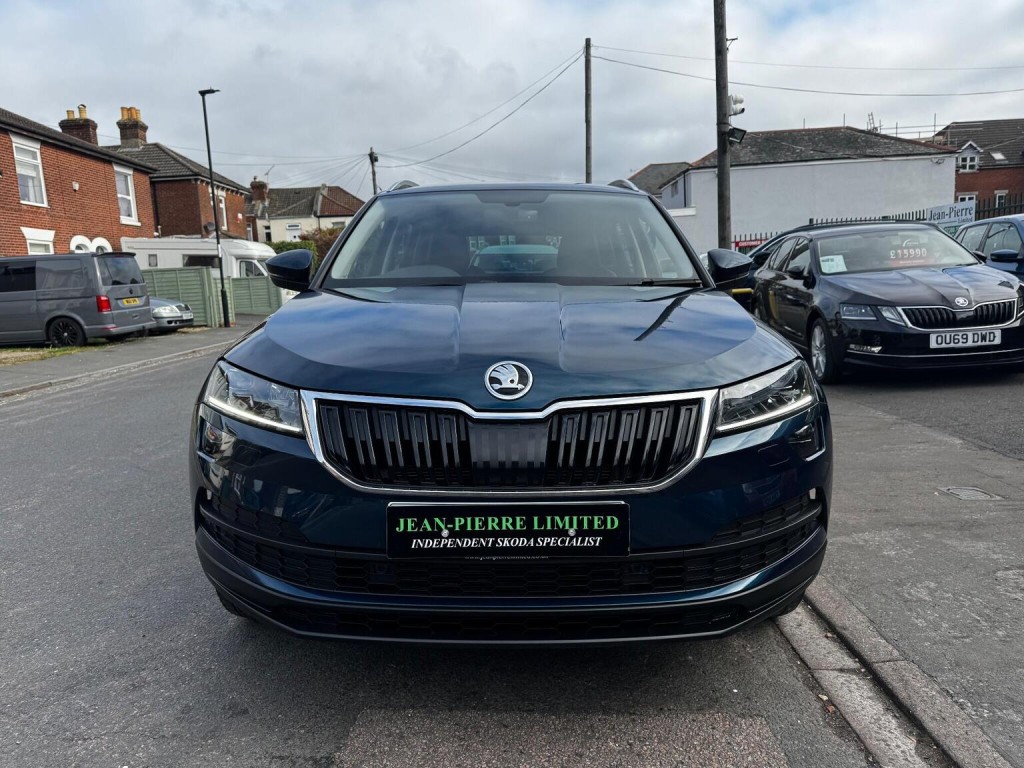 SKODA KAROQ