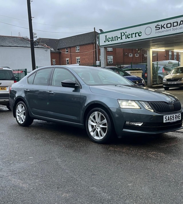 SKODA OCTAVIA