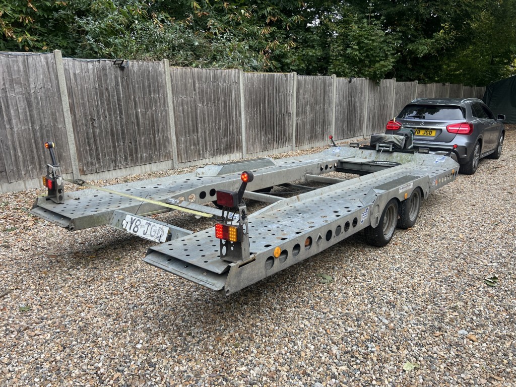 TOYOTA DYNA