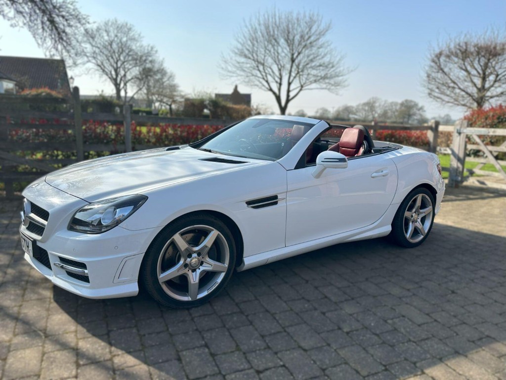 View MERCEDES-BENZ SLK 2.1 SLK250 CDI AMG Sport