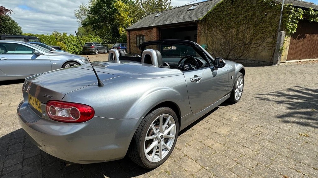 View MAZDA MX-5 2.0 i Miyako