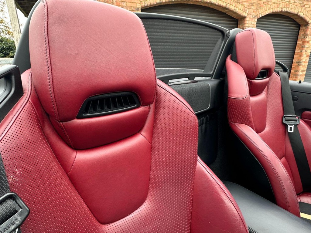 View MERCEDES-BENZ SLK 2.1 SLK250 CDI AMG Sport