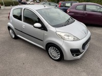PEUGEOT 107