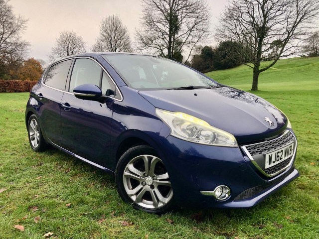PEUGEOT 208 1.4 VTi Allure Euro 5 5dr