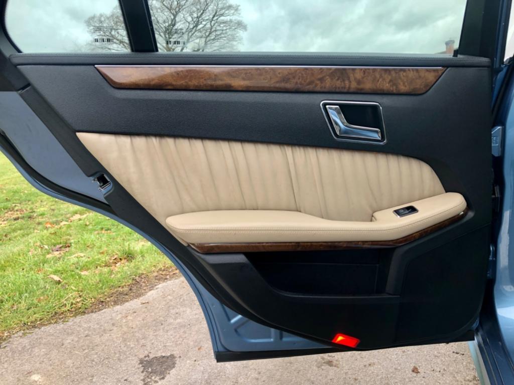 MERCEDES-BENZ E CLASS