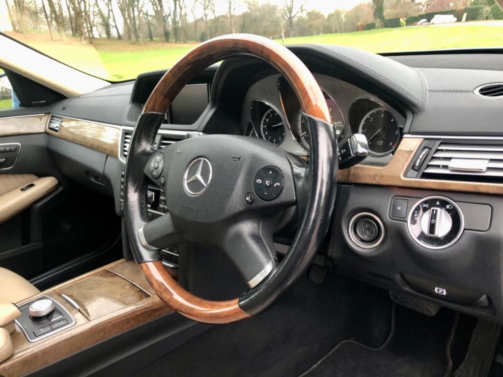 MERCEDES-BENZ E CLASS