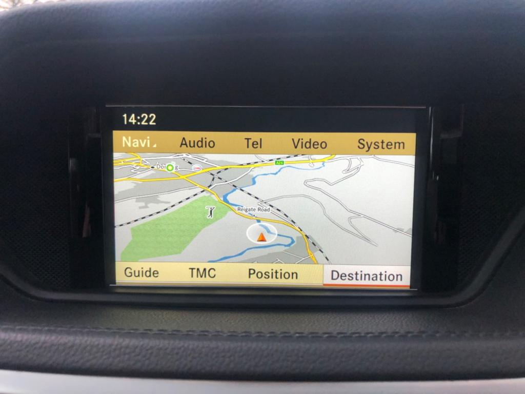 MERCEDES-BENZ E CLASS