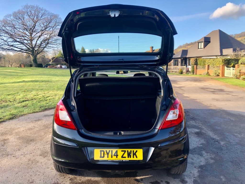VAUXHALL CORSA