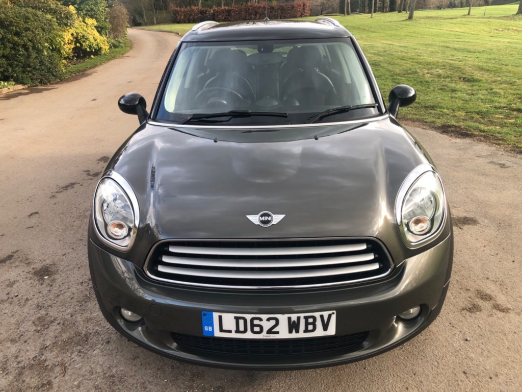 MINI COUNTRYMAN