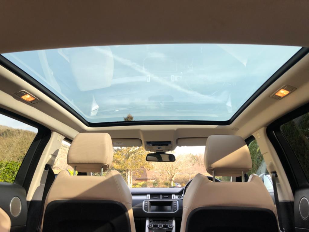 LAND ROVER RANGE ROVER EVOQUE