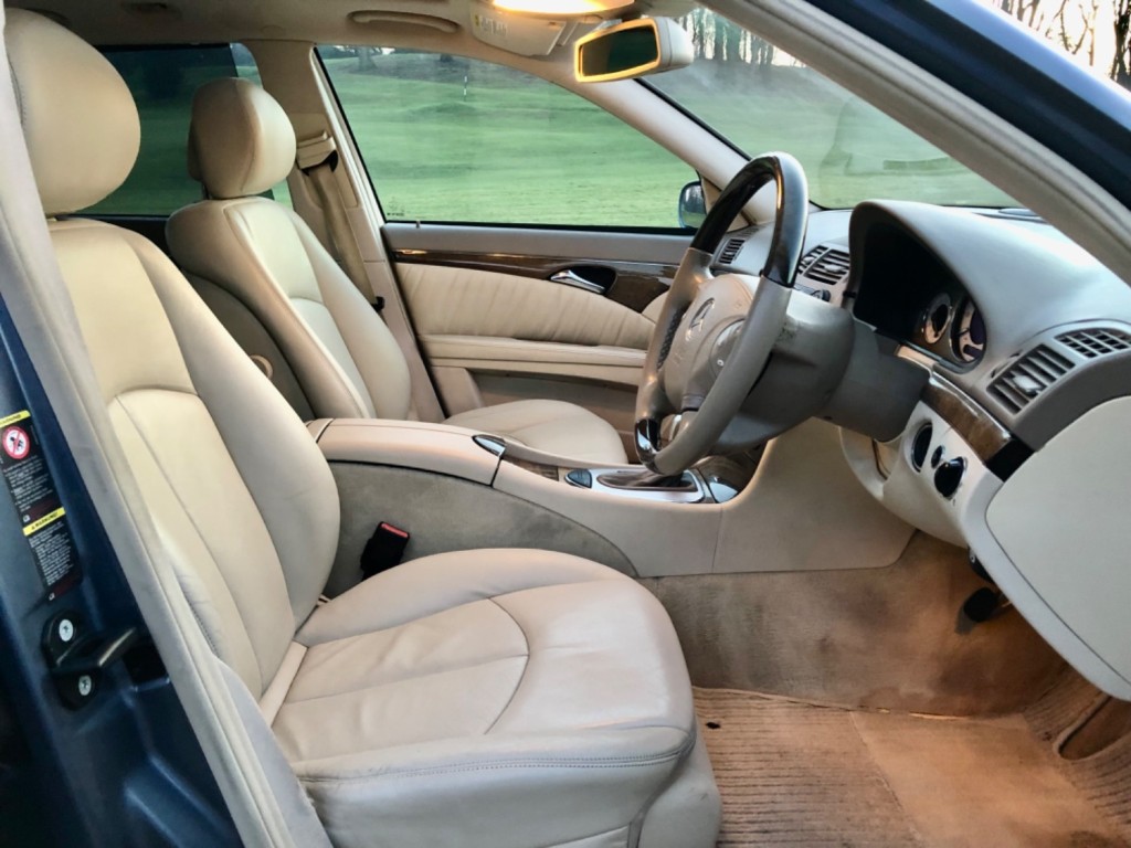 MERCEDES-BENZ E CLASS