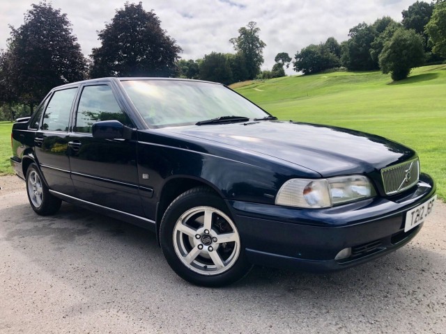 VOLVO S70 2.4 SE Classic 4dr