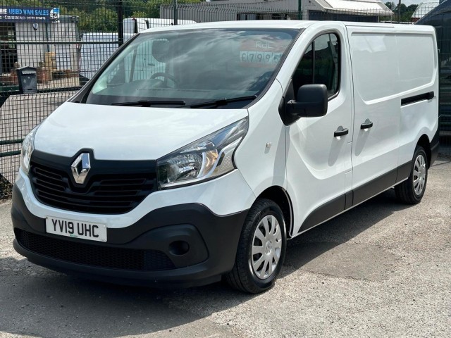 RENAULT TRAFIC 1.6 dCi 29 Business LWB Standard Roof Euro 6 5dr