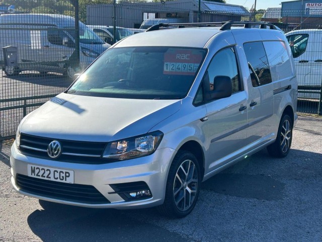 VOLKSWAGEN CADDY MAXI 2.0 TDi C20 Maxi FWD 5dr (Window)