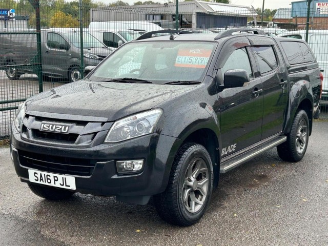 ISUZU D-MAX 2.5 TD Blade 4x4 4dr