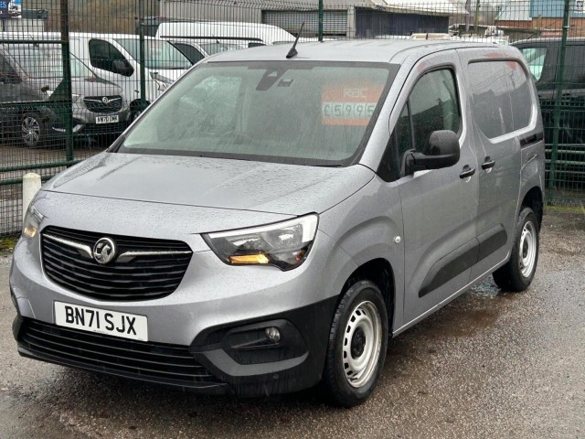 VAUXHALL COMBO 1.5 Turbo D 2000 Edition L1 H1 Euro 6 4dr