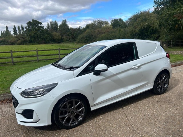 FORD FIESTA VAN 1.0T EcoBoost MHEV Sport Euro 6 (s/s) 3dr