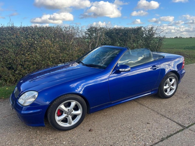 MERCEDES-BENZ SLK 3.2 SLK320 2dr
