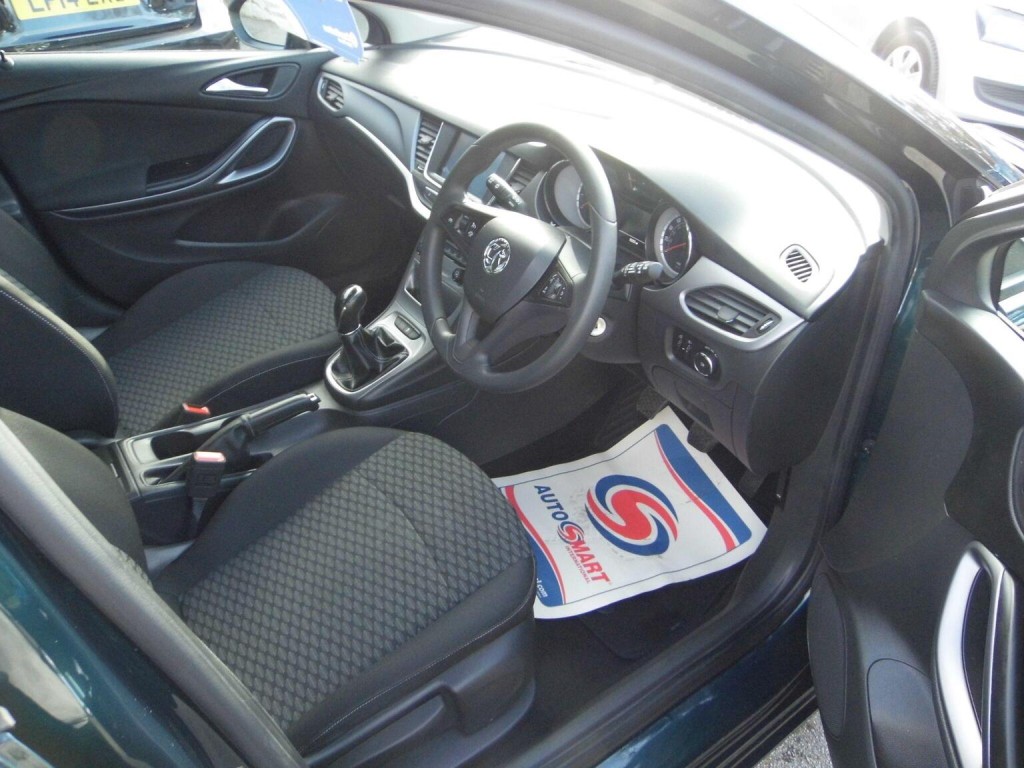 VAUXHALL ASTRA 1.4i Turbo Design Euro 6 5dr 2016