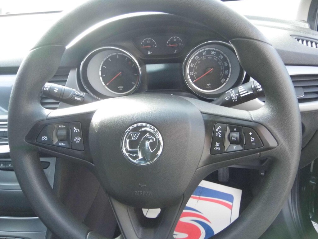 VAUXHALL ASTRA 1.4i Turbo Design Euro 6 5dr 2016