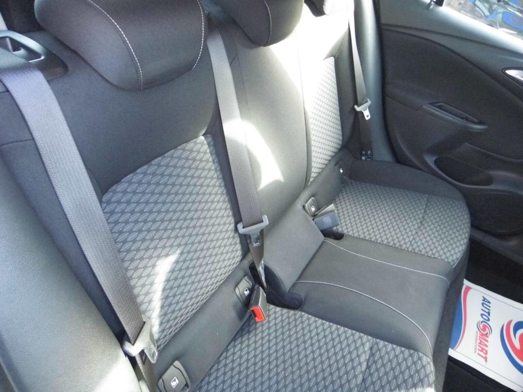 VAUXHALL ASTRA 1.4i Turbo Design Euro 6 5dr 2016