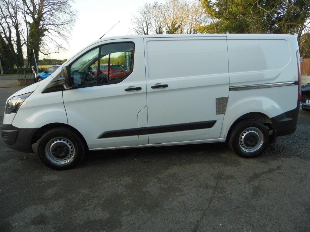 FORD TRANSIT CUSTOM 2.0 TDCi 290 L1 H1 5dr 2018