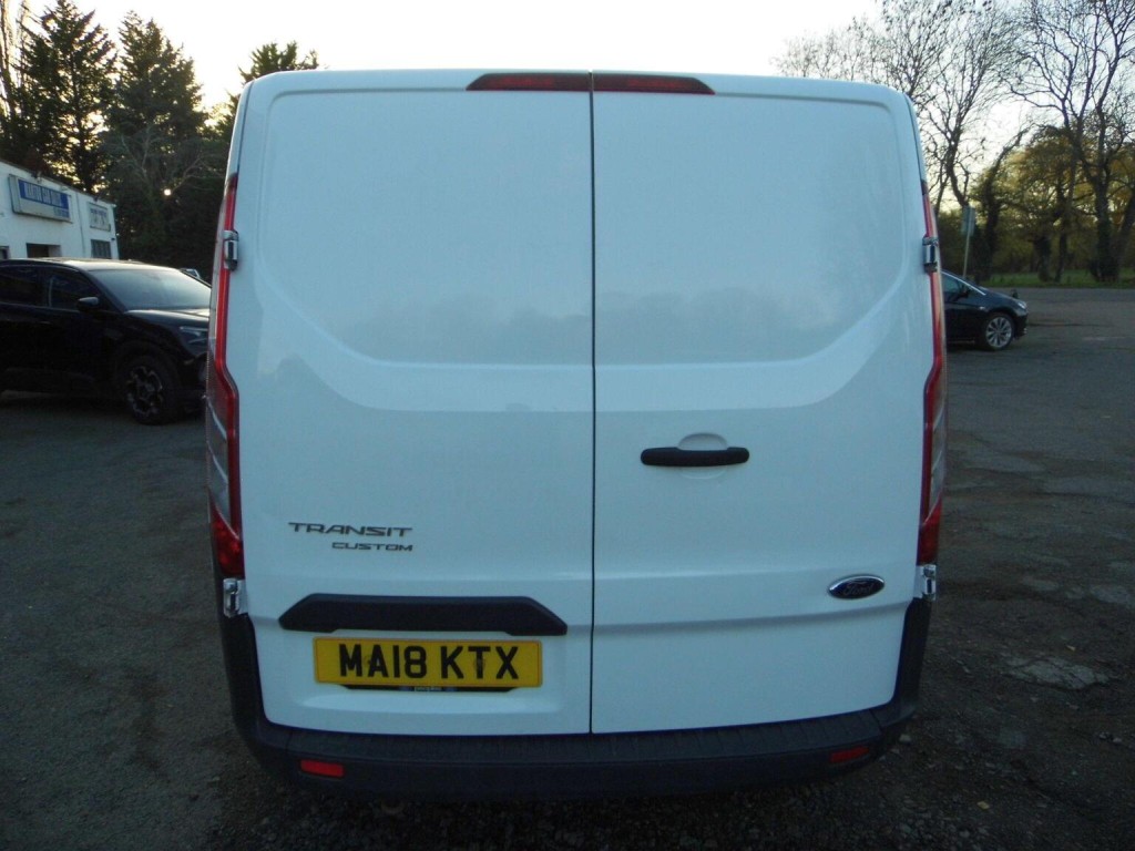 FORD TRANSIT CUSTOM 2.0 TDCi 290 L1 H1 5dr 2018