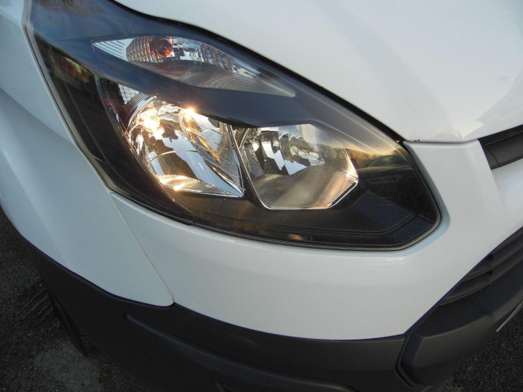 FORD TRANSIT CUSTOM 2.0 TDCi 290 L1 H1 5dr 2018