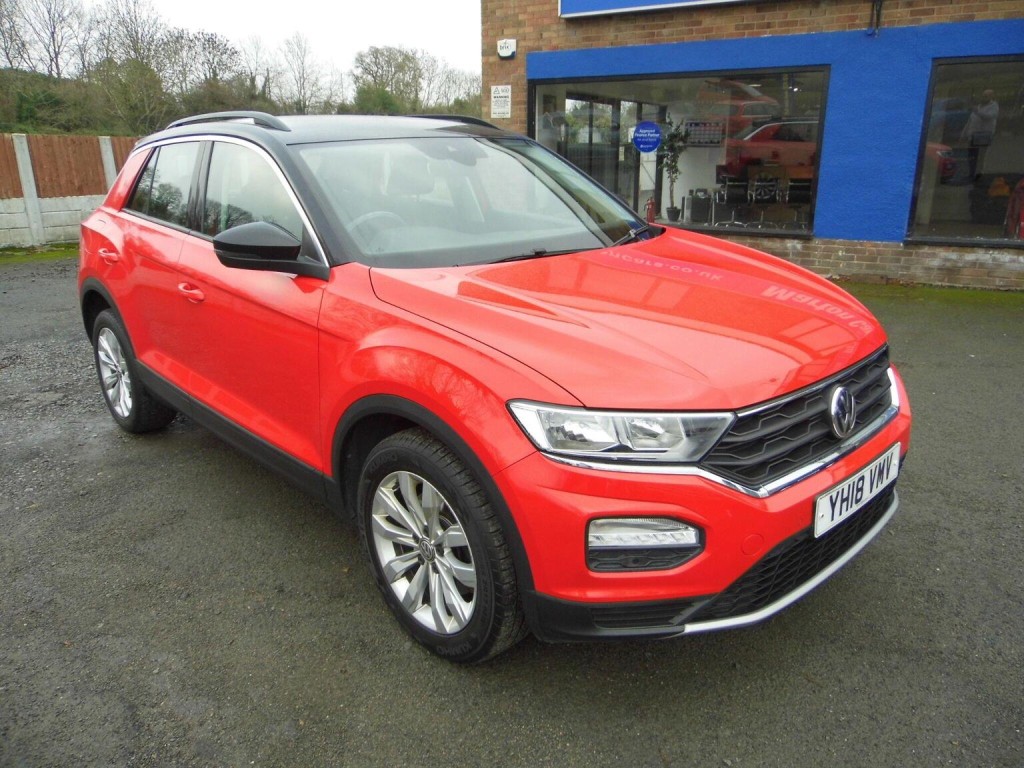 View VOLKSWAGEN T-ROC 1.0 TSI SE Euro 6 (s/s) 5dr