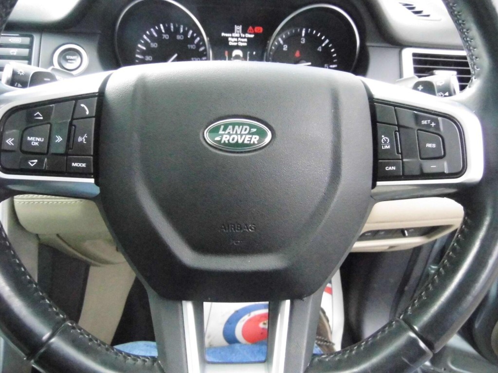 LAND ROVER DISCOVERY SPORT 2.0 TD4 HSE Auto 4WD Euro 6 (s/s) 5dr 2015