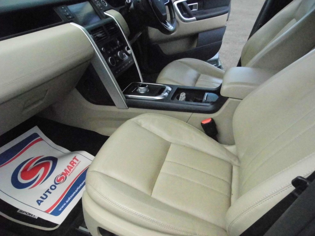 LAND ROVER DISCOVERY SPORT 2.0 TD4 HSE Auto 4WD Euro 6 (s/s) 5dr 2015