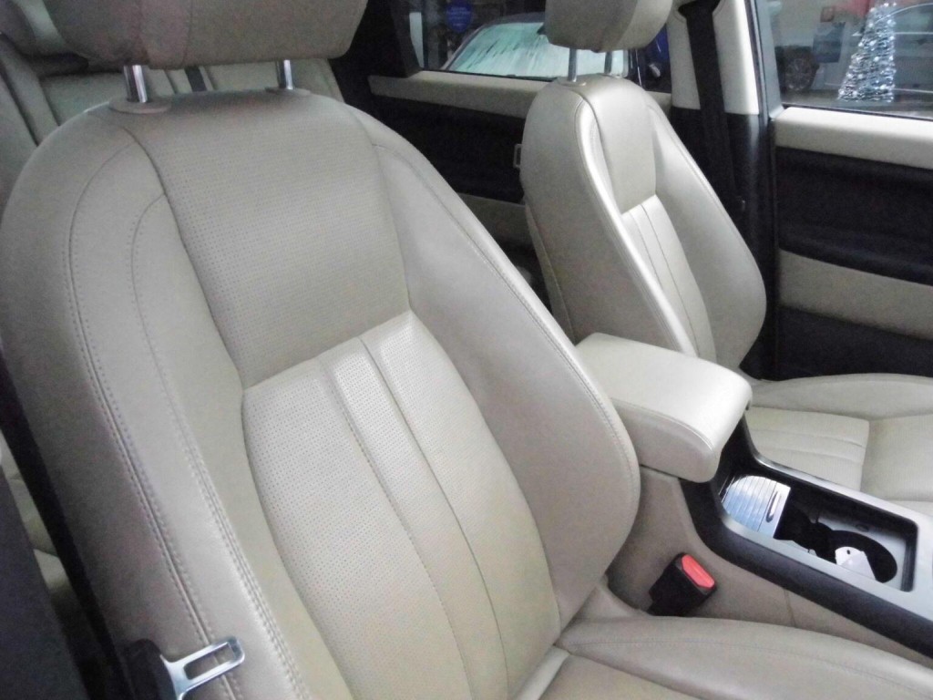 LAND ROVER DISCOVERY SPORT 2.0 TD4 HSE Auto 4WD Euro 6 (s/s) 5dr 2015