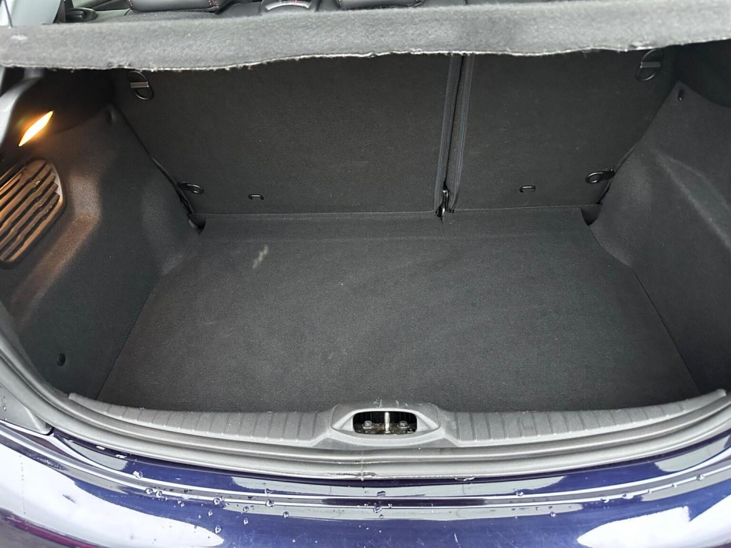 PEUGEOT 208 1.2 PureTech GT Line Euro 6 (s/s) 5dr 2015