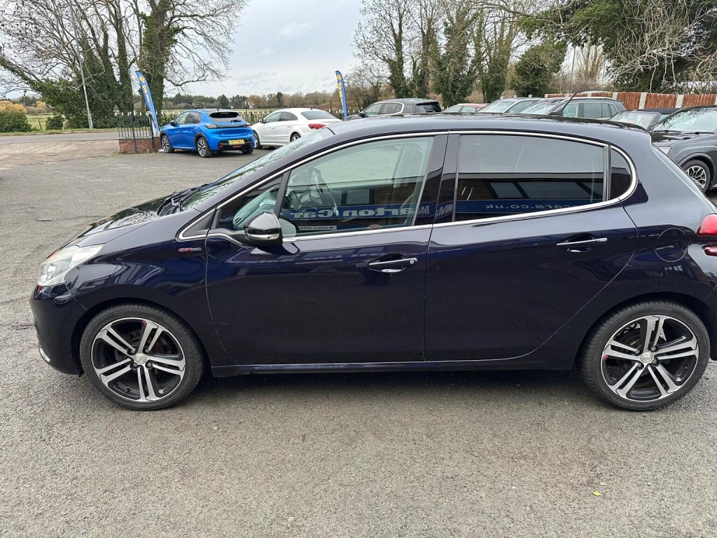 PEUGEOT 208 1.2 PureTech GT Line Euro 6 (s/s) 5dr 2015