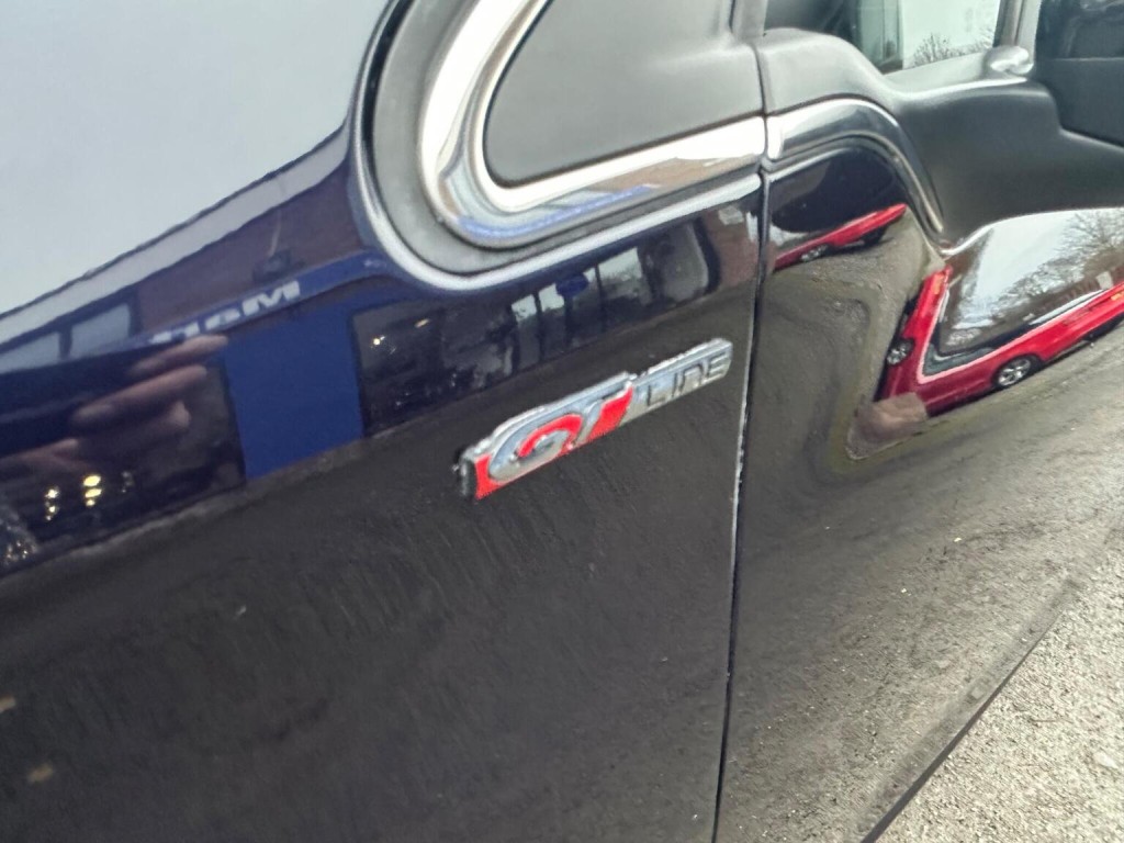 PEUGEOT 208 1.2 PureTech GT Line Euro 6 (s/s) 5dr 2015