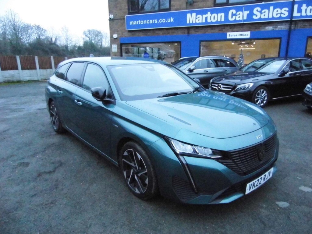 View PEUGEOT 308 SW 1.6 12.4kWh Allure Premium e-EAT Euro 6 (s/s) 5dr