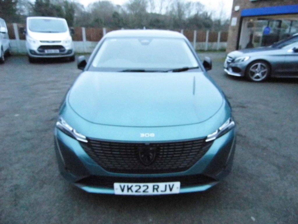 View PEUGEOT 308 SW 1.6 12.4kWh Allure Premium e-EAT Euro 6 (s/s) 5dr