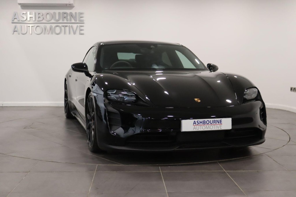 PORSCHE TAYCAN Performance Plus 93.4kWh GTS 2023