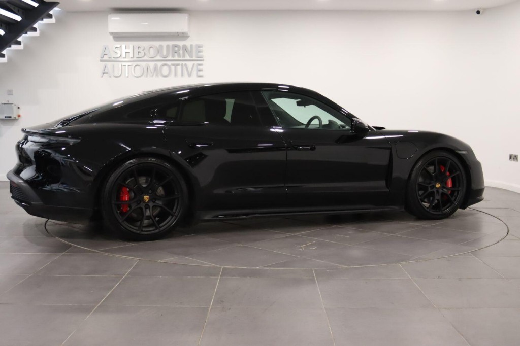 PORSCHE TAYCAN Performance Plus 93.4kWh GTS 2023