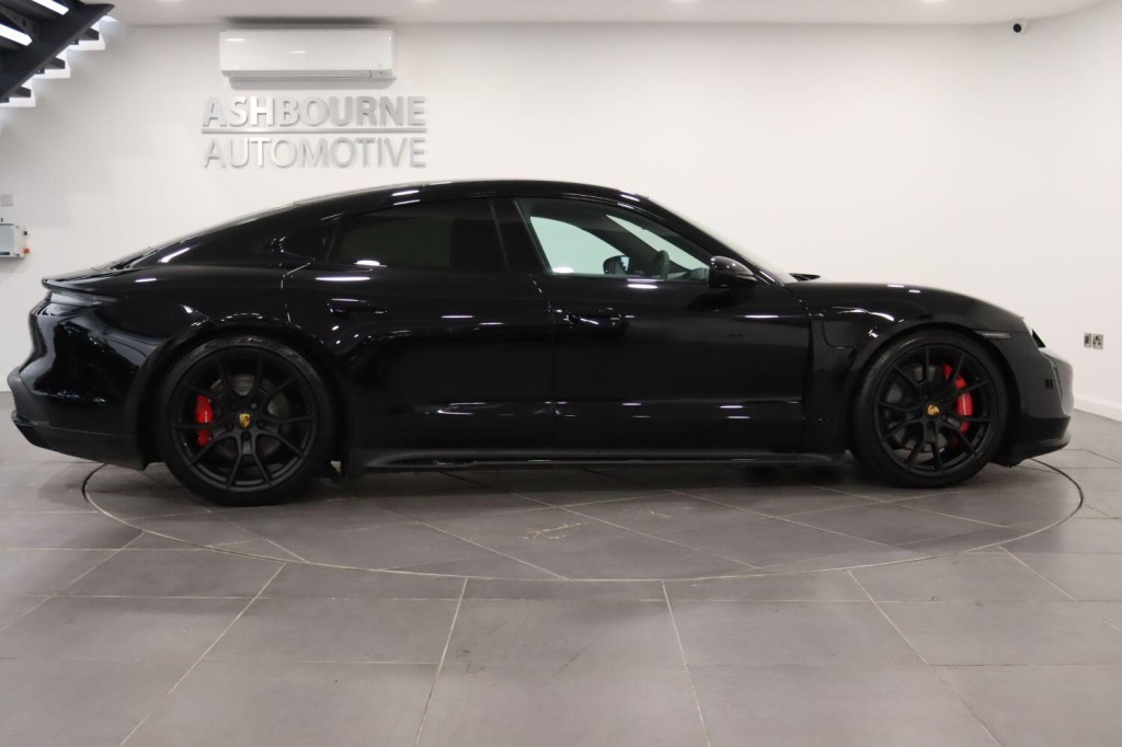 PORSCHE TAYCAN Performance Plus 93.4kWh GTS 2023