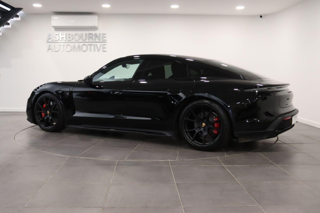 PORSCHE TAYCAN Performance Plus 93.4kWh GTS 2023