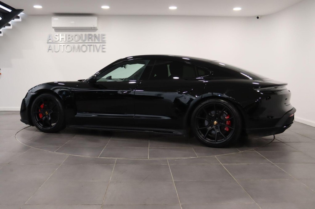 PORSCHE TAYCAN Performance Plus 93.4kWh GTS 2023